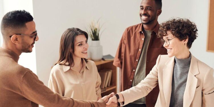Is Renting A House To Family Members A Good Idea? Pros and Cons To Consider
