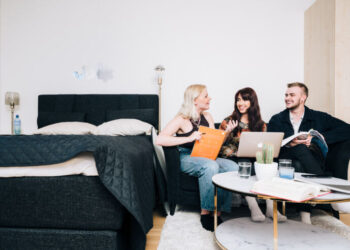 Student Accommodation in Cambridge: Private Accommodation vs University Halls