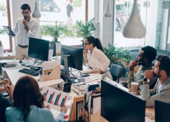 Workplace occupancy monitoring vs Traditional space management